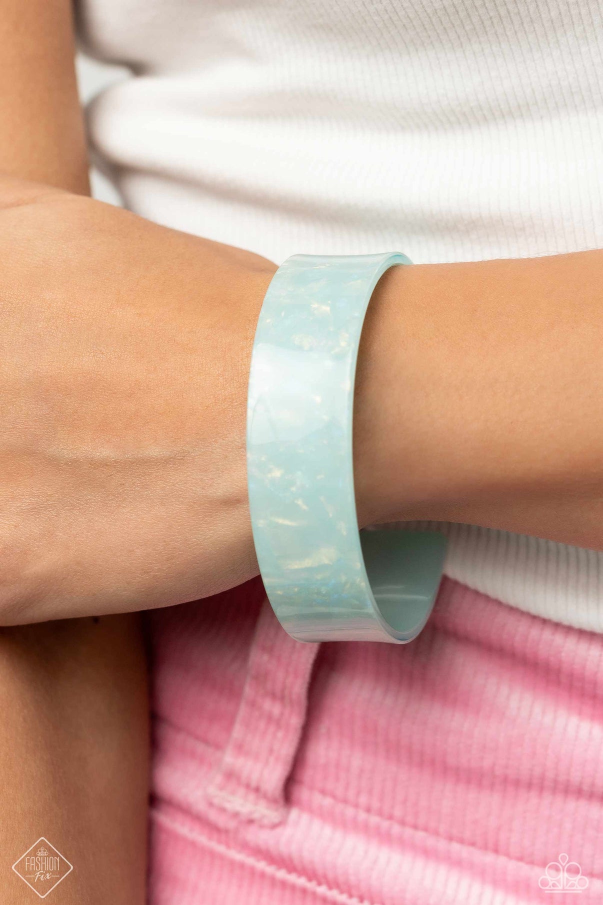 Pastel pairing blue bracelet