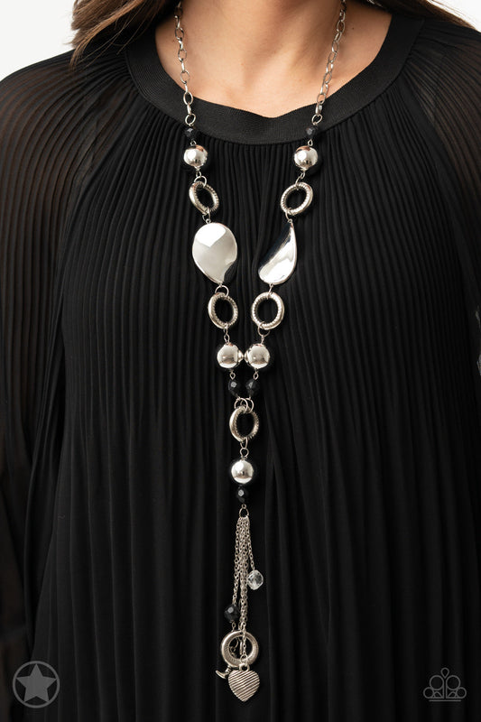 Total eclipse silver necklace