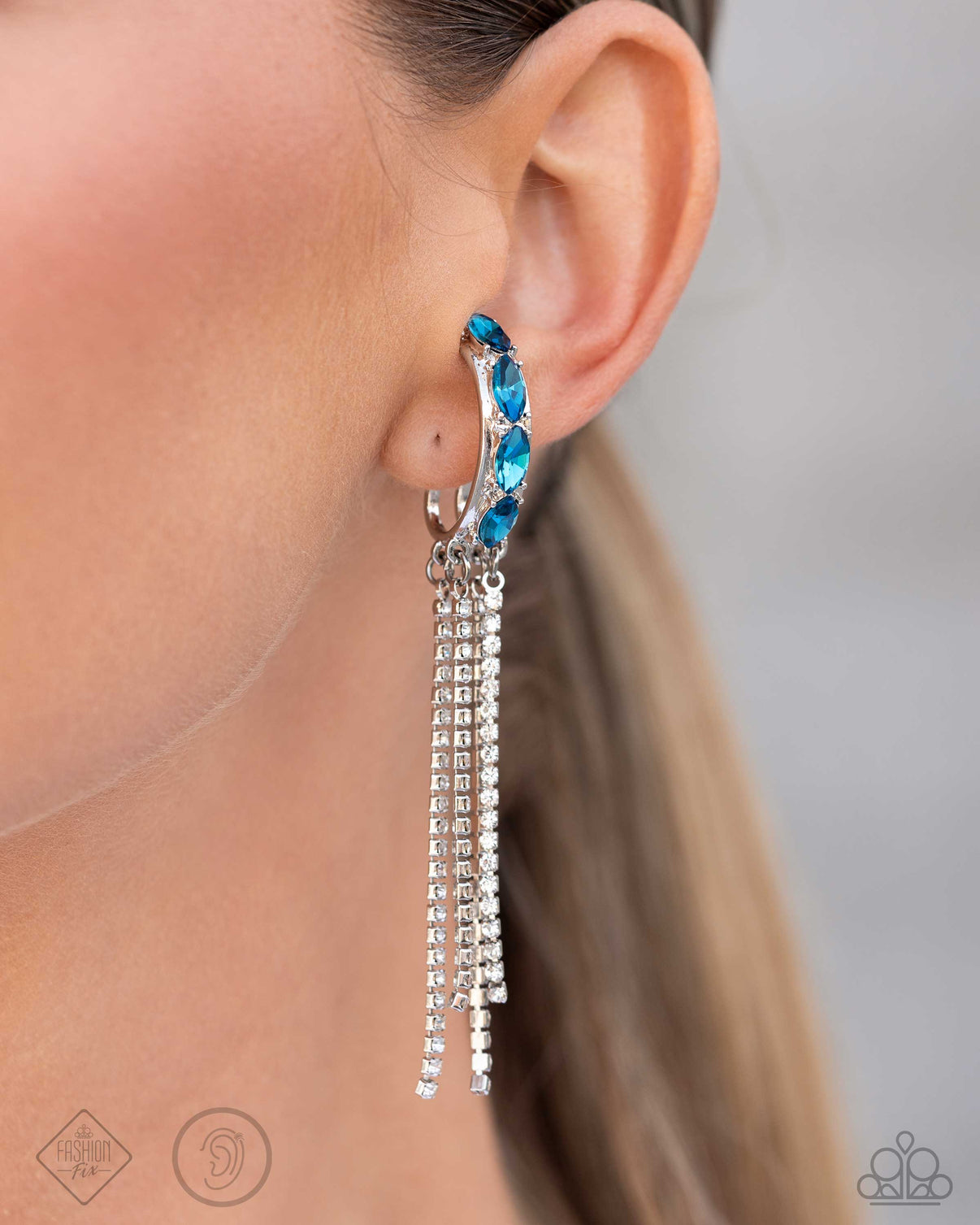 Feminine blue earrings