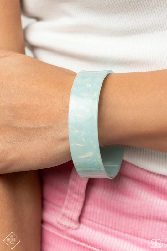 Pastel pairing blue bracelet